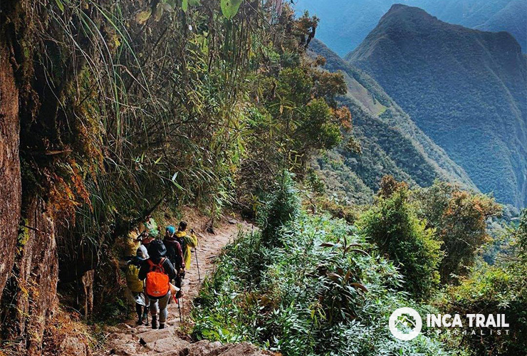 How hard is the Inca trail hike?