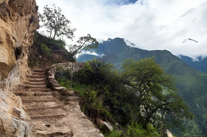 inca trail to machu picchu in february
